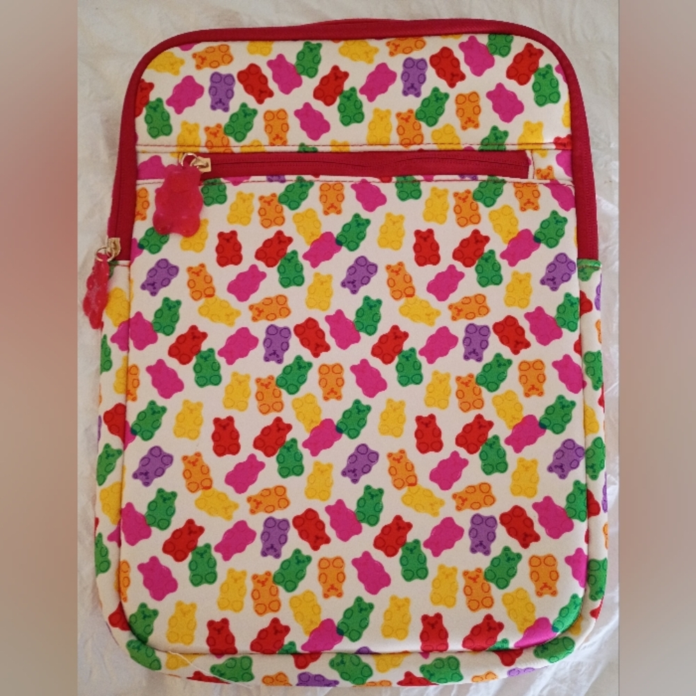 Vibrant Gummy Bear Print Laptop Case